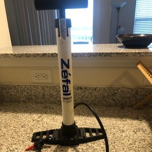 Bike/ tube pump